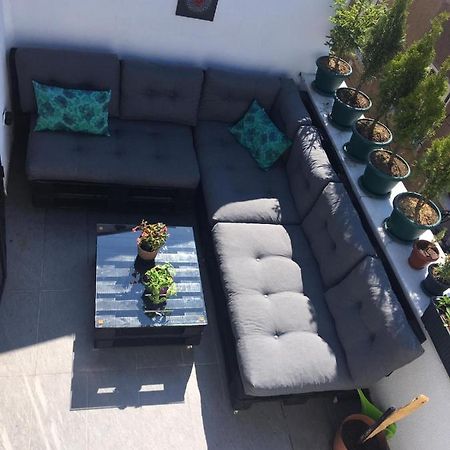 شقة Duplex With Terrace In Center,5Mn Walk To Istiklal اسطنبول المظهر الخارجي الصورة